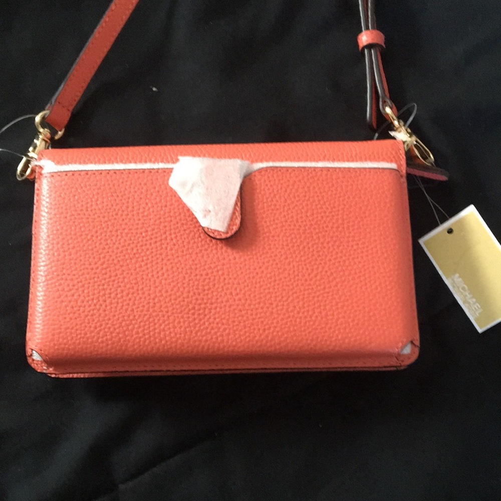 brand new phone/wallet crossbody - Picture 4 of 4